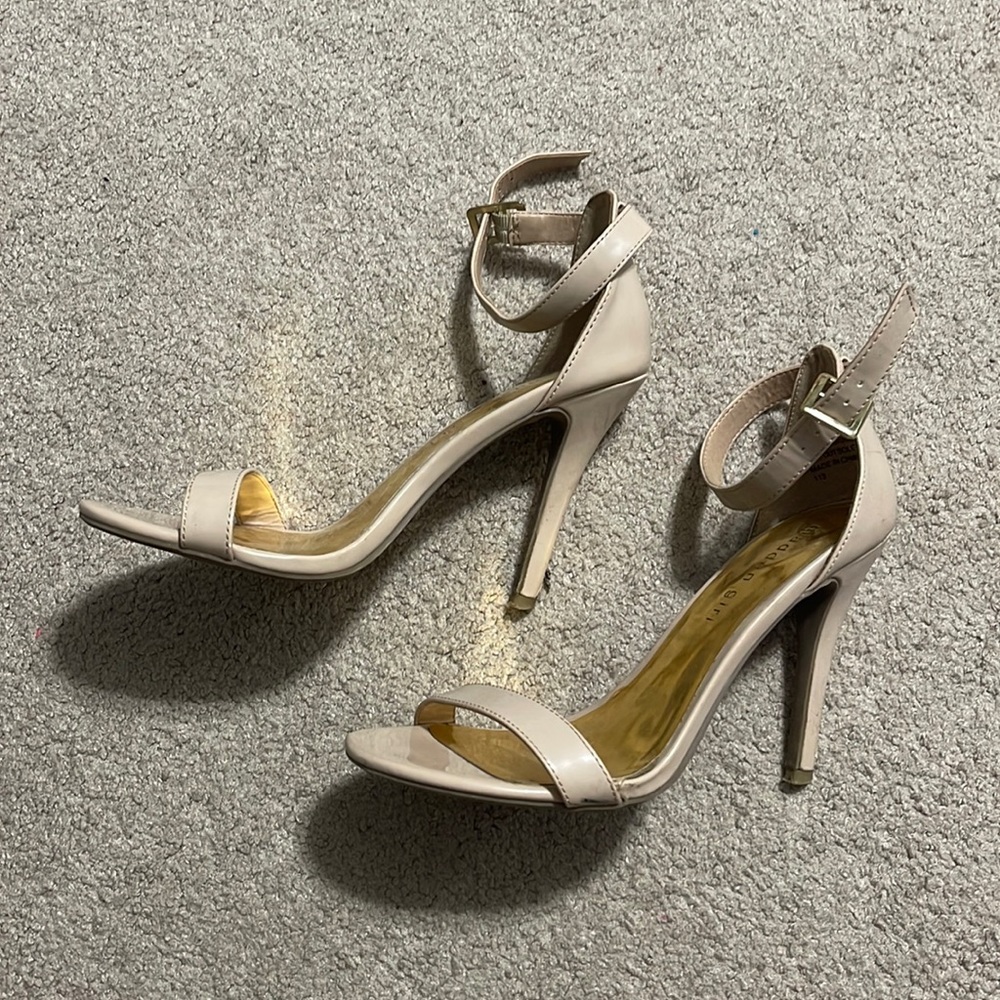 nude heels